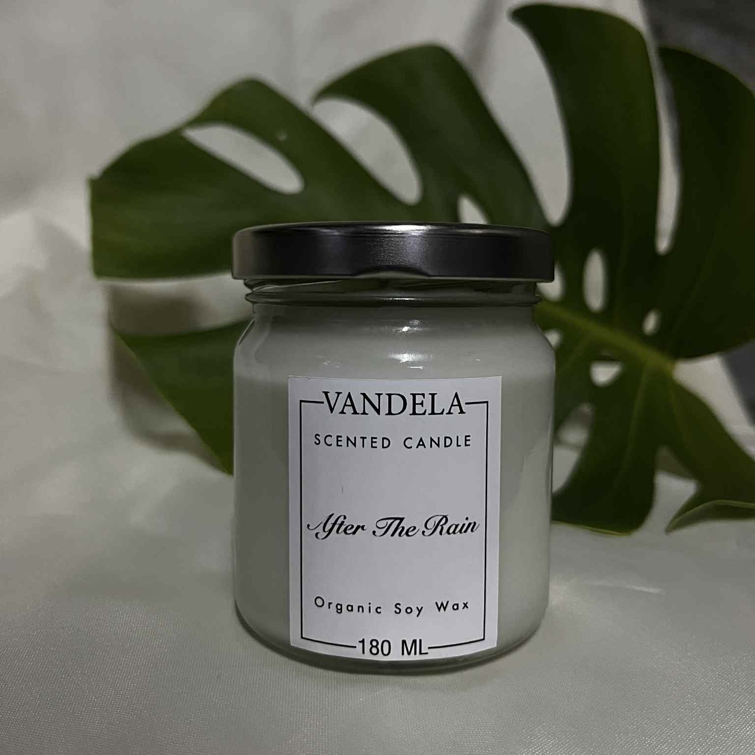 เทียนหอมกลิ่น AFTER THE RAIN 180ML